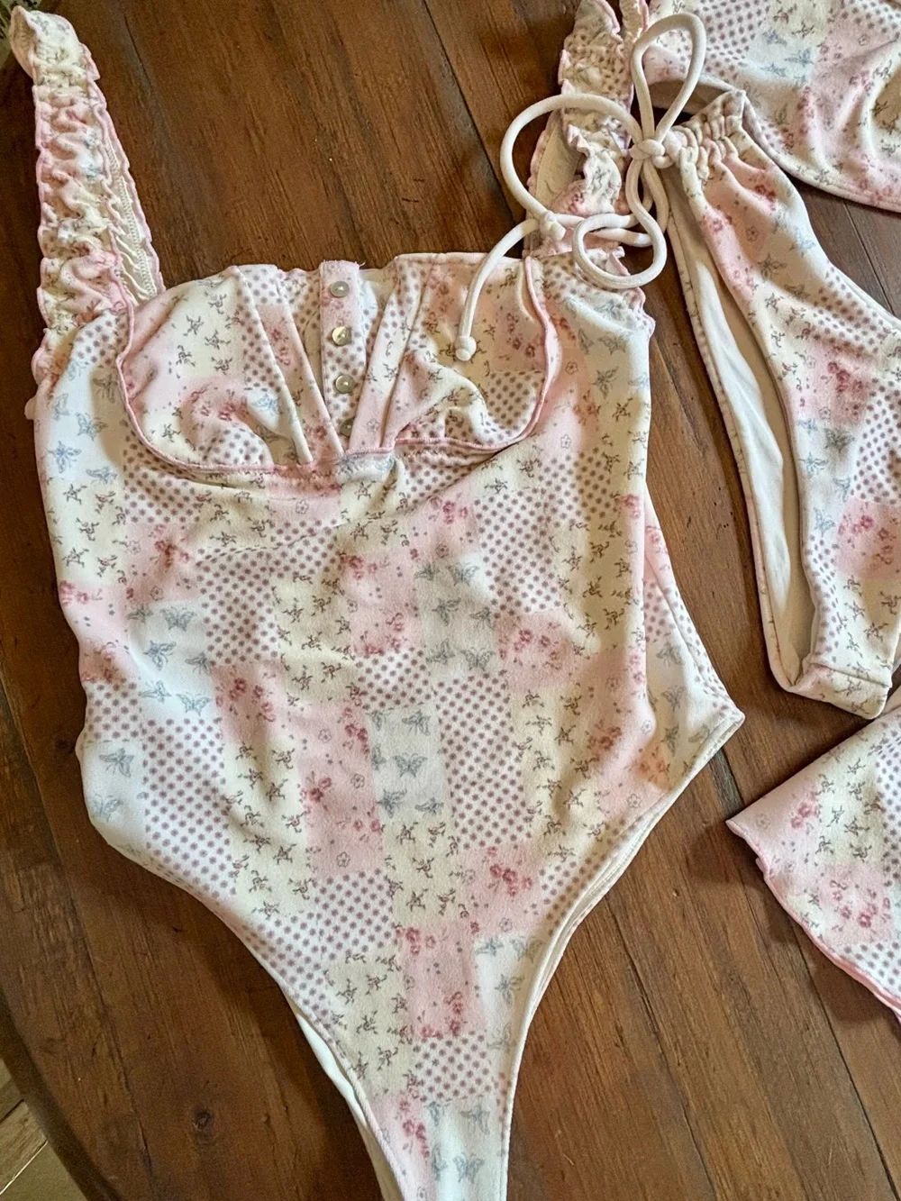 NWT/NWOT Frankie’s bikinis x Sydney Sweeney 4 piece Terry swim set